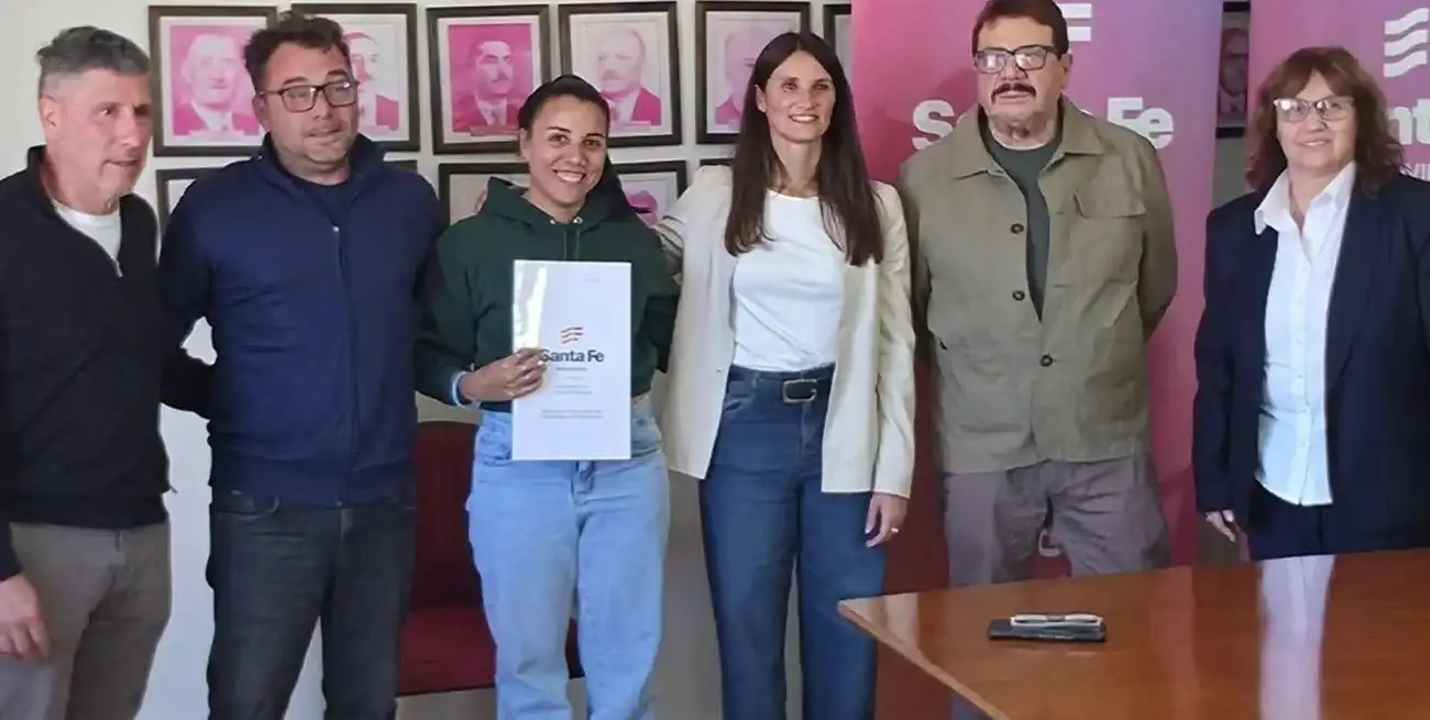 Las familias beneficiarias pudieron cumplir con un paso largamente esperado.Las familias beneficiarias pudieron cumplir con un paso largamente esperado.