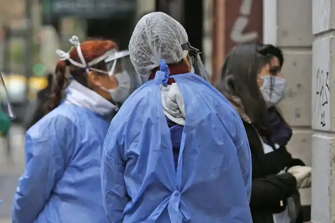 Covid en Argentina: informaron 4 muertos y 3254 nuevos casos