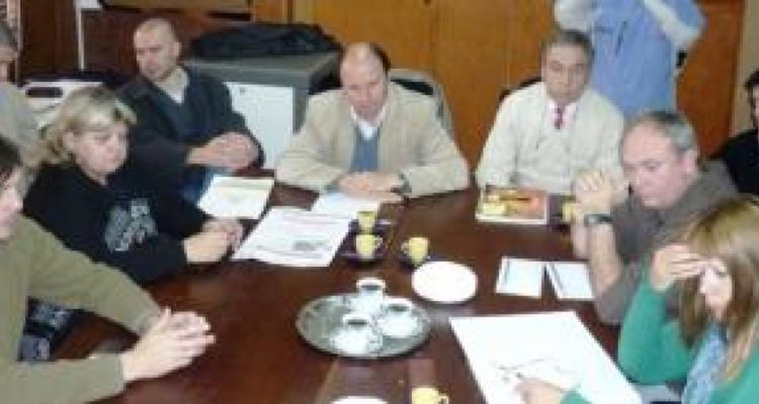 Fuertes cruces en la reunión por seguridad