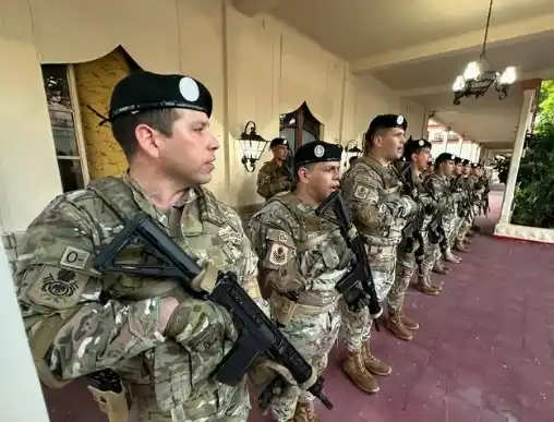 Ignacio Fumaneri junto al Escuadrón Chacabuco del Regimiento de Granaderos-