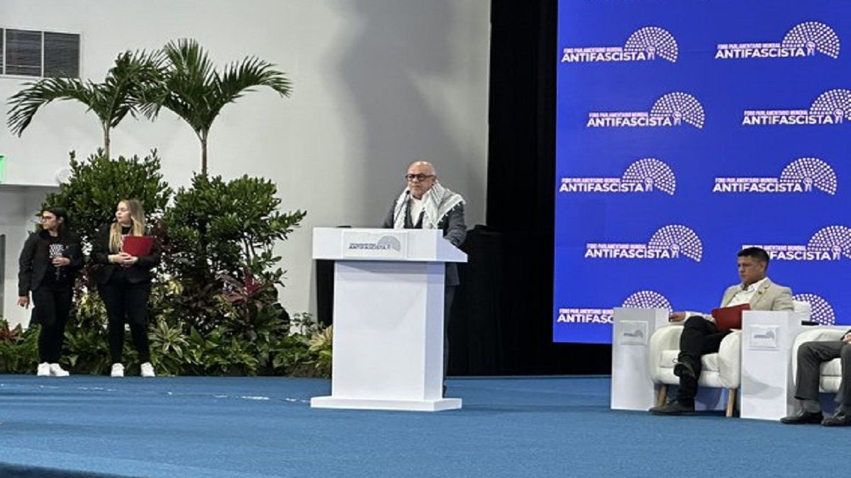 FORO PARLAMENTARIO ANTIFASCISTA: Jorge Rodríguez denuncia el daño de las sanciones sobre Venezuela