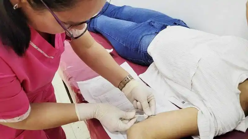 Colocación gratuita de implantes subdérmicos 
en los centros de salud y hospitales de la provincia