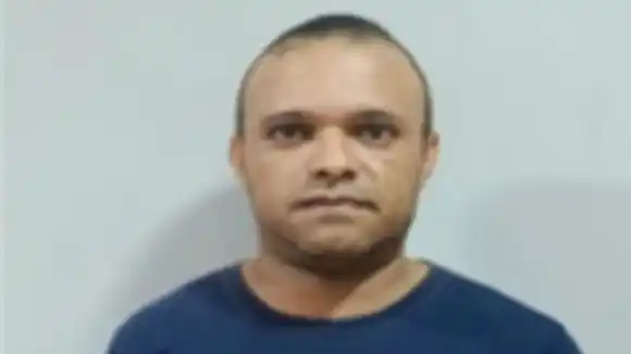 ESTE SUJETO AGREDÍA constantemente a su progenitora: los vecinos lo denunciaron y está detenido