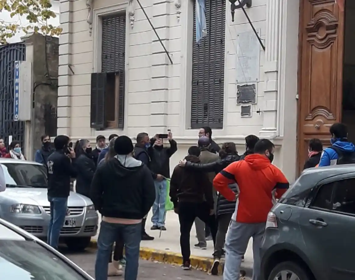 Dueños de gimnasios y academias de danza reclamaron en el Municipio 