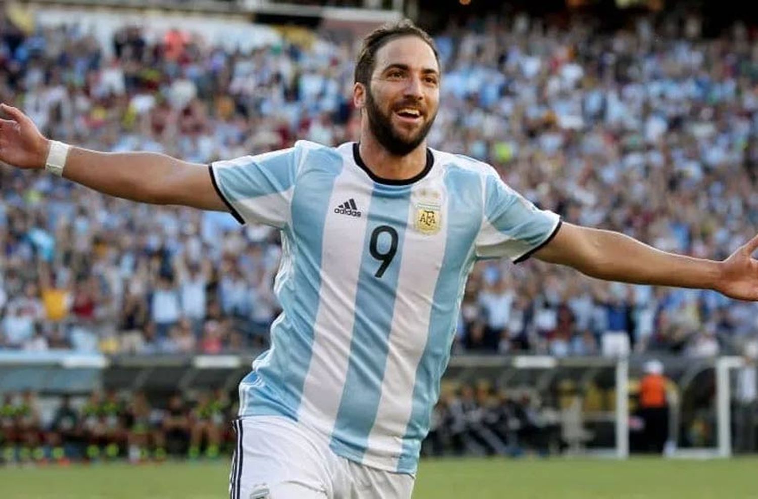 Bomba: el Pipita Higuaín anunció que se retira del fútbol