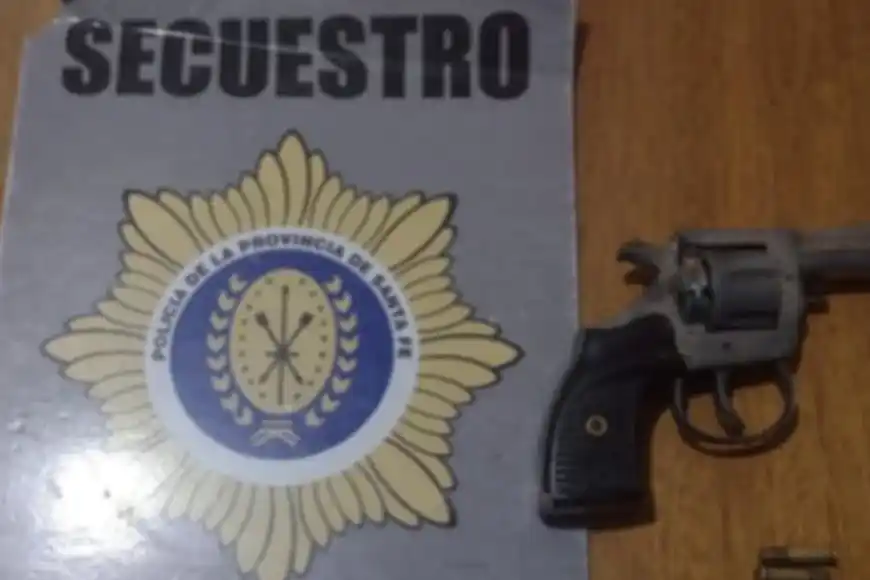 El arma que fue secuestrada en poder del menor.