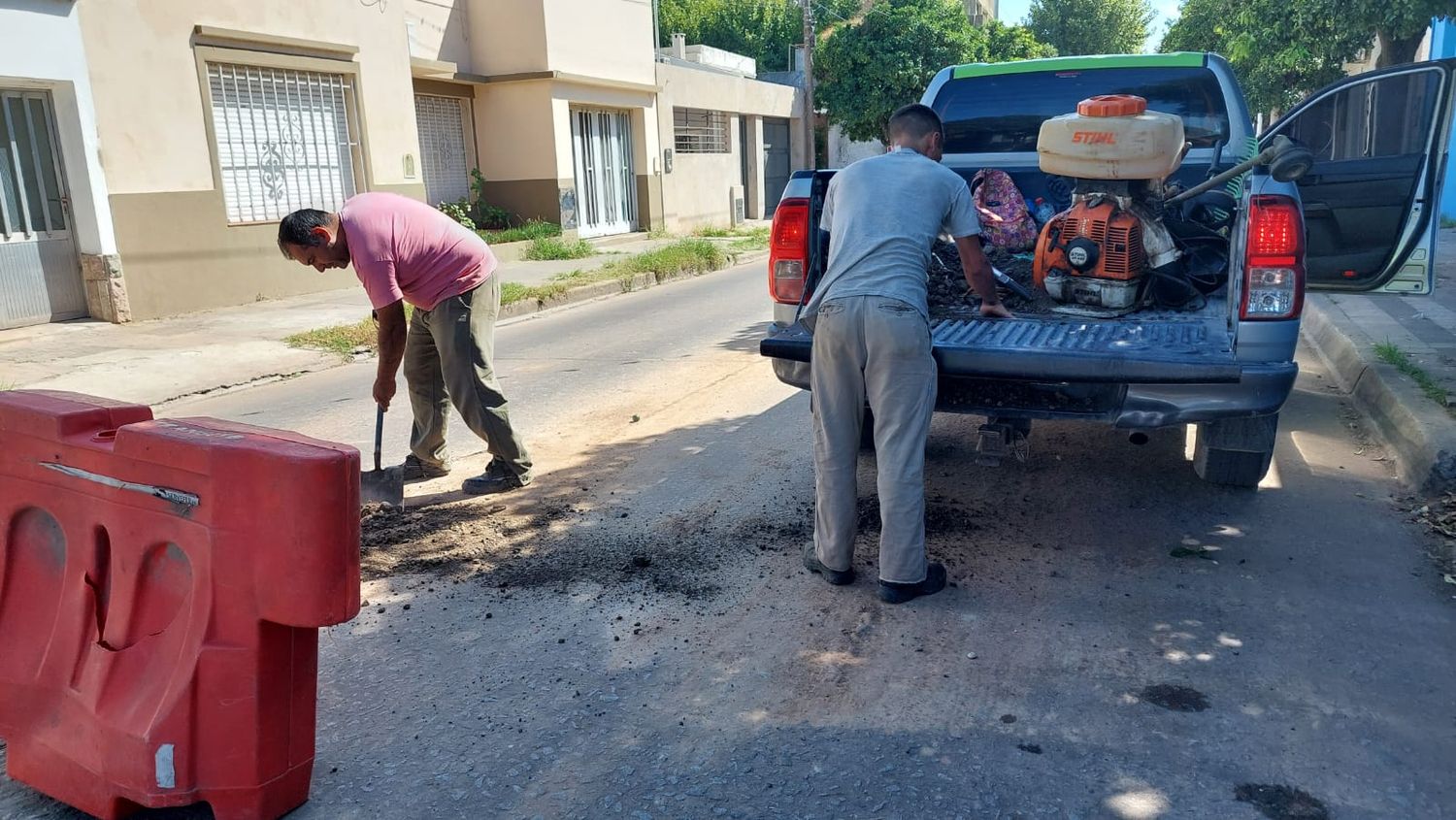 Servicios Públicos tapó un pozo frente al Siripo