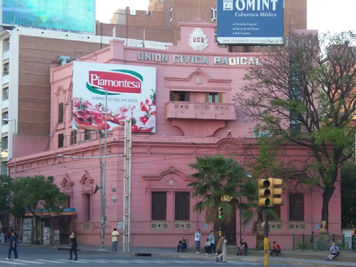 La UCR de Córdoba resolvió cerrar heridas y seguir en Cambiemos de cara a las Paso