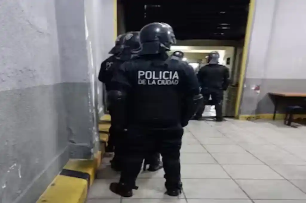 Se desplegó un operativo para dar con los evadidos