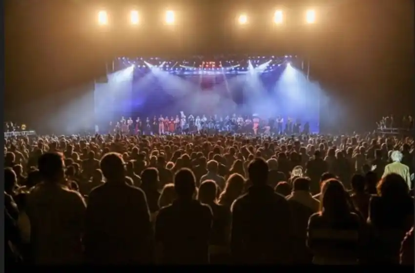 Drácula llenó el Luna Park y espera sus 4 funciones en Mar del Plata