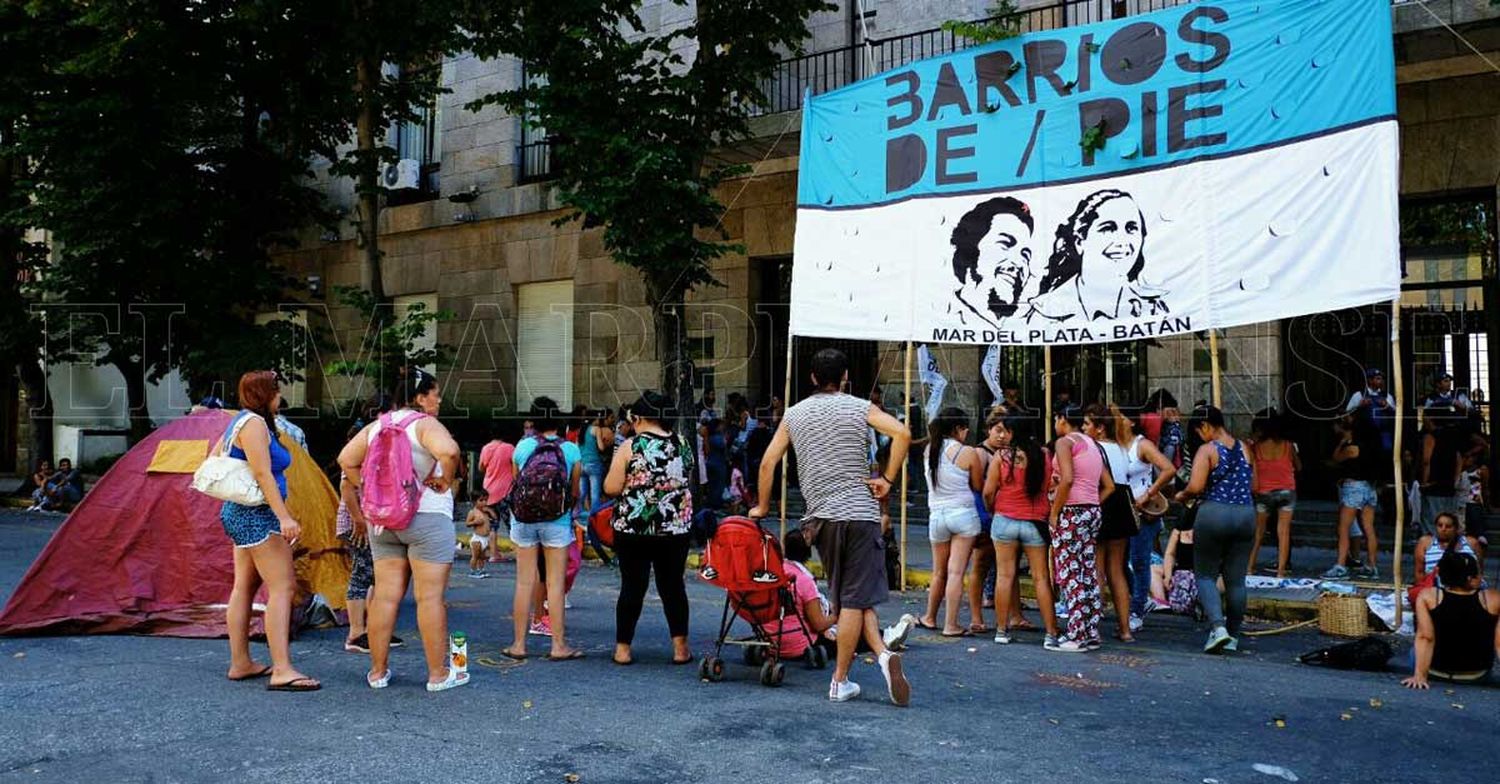 Principio de acuerdo por una deuda del Municipio con Barrios de Pie