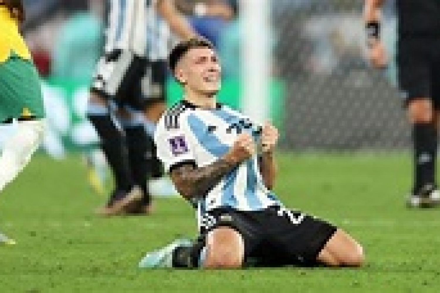 Hackearon la cuenta de Instagram de Lisandro Martínez y se burlaron de Messi