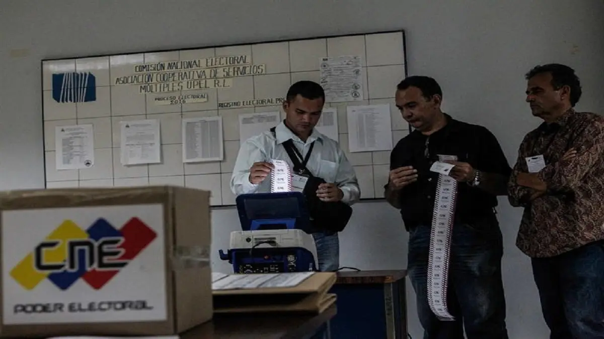 VIGILANCIA estricta y TESTIGOS en cada mesa: estrategia de los estudiantes para defender el voto el 28JUL