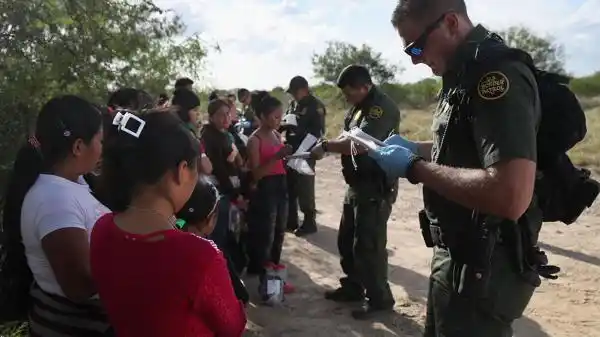 En 2016 ya detuvieron a 26.000 niños que quisieron llegar solos a EE.UU.
