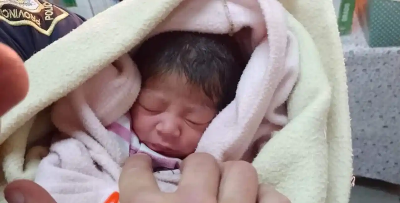 Buenos Aires: dejaron a una beba abandonada en la puerta de una escuela