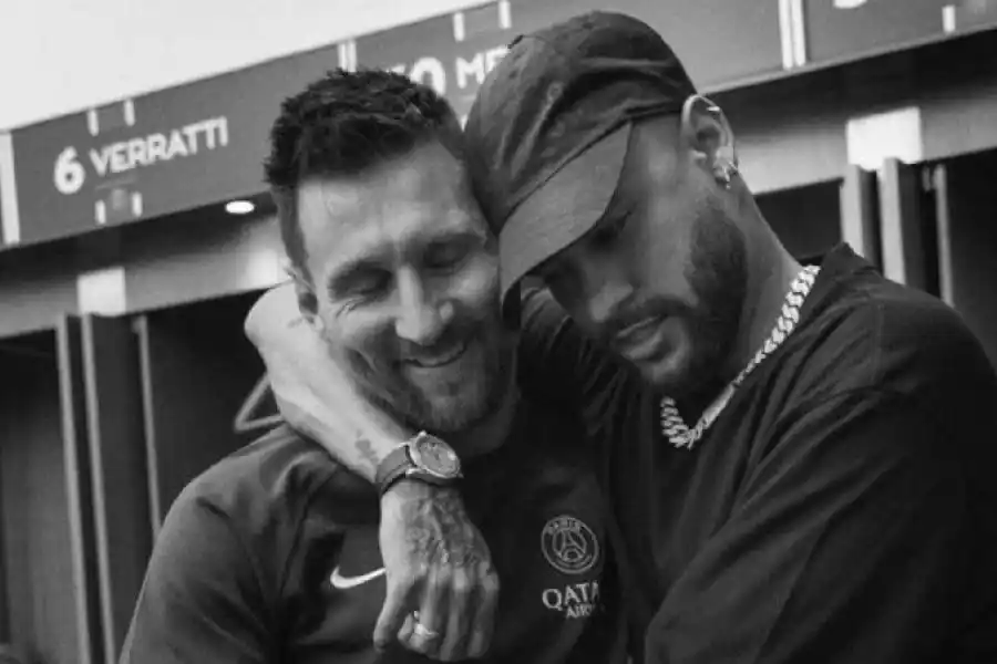 El emotivo posteo de Neymar dedicado a Messi tras su salida del PSG