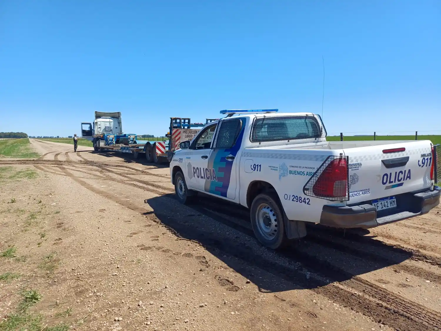 Sancionan a transportistas por causar daños en caminos rurales de Chaves