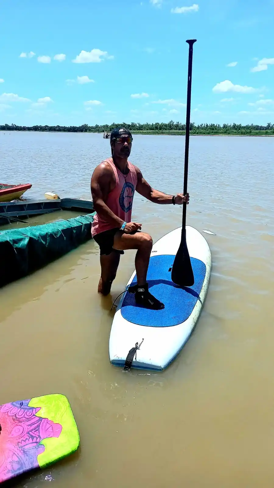 Roberto Palacios se cayó, remontó y terminó segundo en la primera fecha de la Copa Argentina de SUP