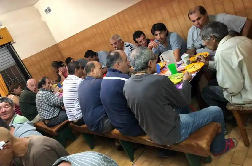 Extienden un mes más la atención en el refugio Sol de Noche