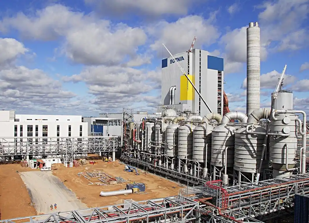 Desde Uruguay anuncian más pasteras y dicen que “el futuro se acerca”