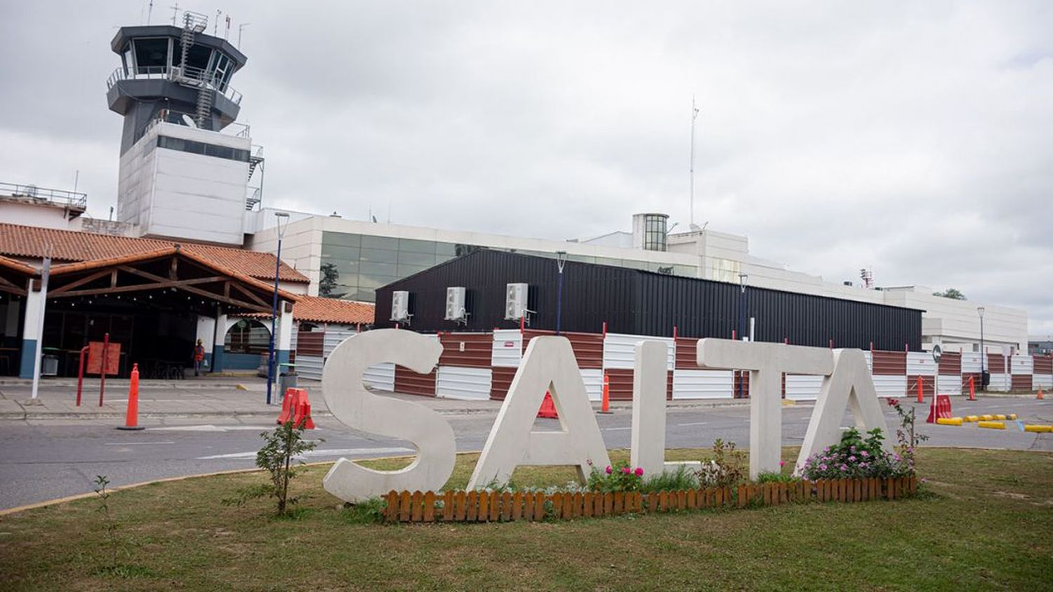 Avanzan las obras de ampliación del Aeropuerto Internacional de Salta