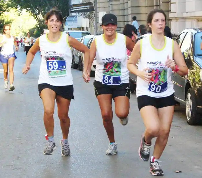 Se corre, mañana domingo,  la Maratón de la Mujer