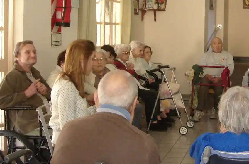 PAMI refuerza recomendaciones a las residencias para personas mayores