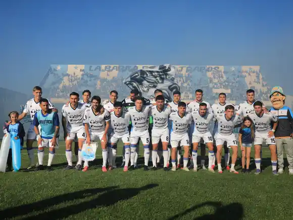 Con autoridad, Atlético de Rafaela pasó a semifinales y va por el ascenso