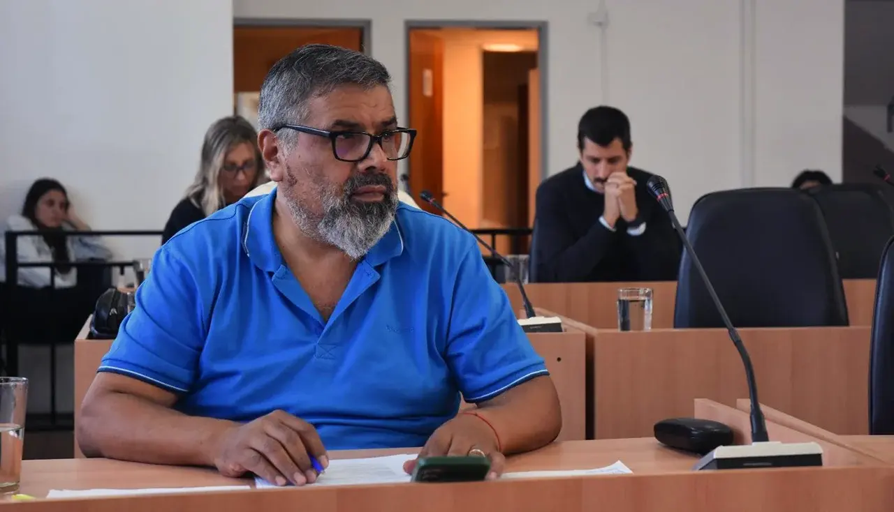 Conmoción en Hurlingham por la muerte del concejal Humberto Bertinat: sufrió un paro cardíaco mientras jugaba al fútbol