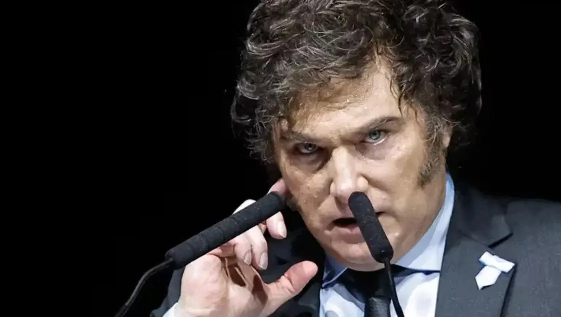 Milei apuntó contra el kirchnerismo: “No descarto que le quieran tirar un muerto a Pettovello”