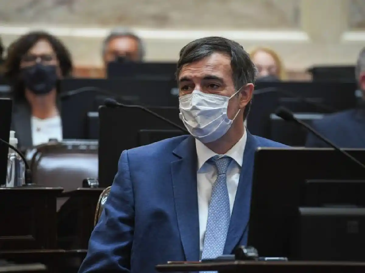 El emotivo aplauso que recibió Esteban Bullrich al regresar al Senado
