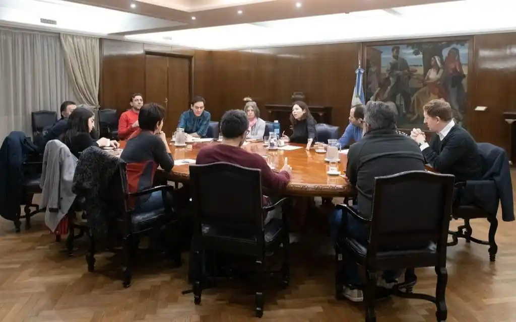 Se reúne el gabinete económico para analizar nuevas medidas respecto al dólar