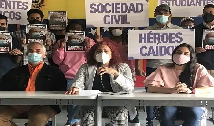 ¡QUE NO LE PARE AL MAQUILLAJE! VP pide a Karim Khan que no se deje engañar con el sistema judicial venezolano