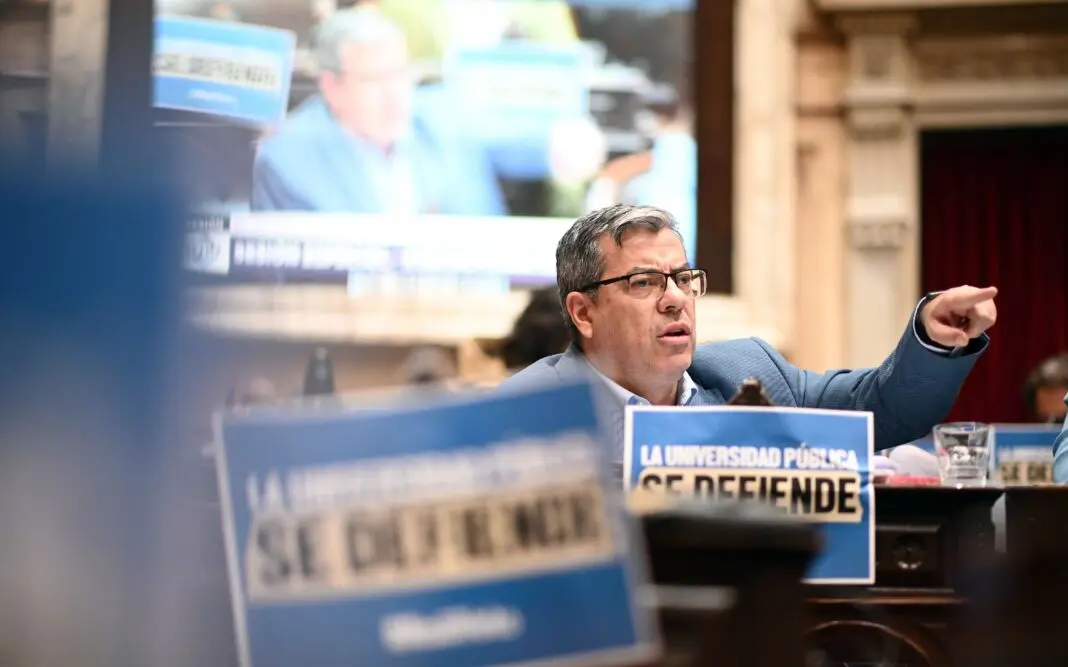 Con el apoyo del macrismo, el Gobierno logró mantener el veto a la ley de financiamiento universitario