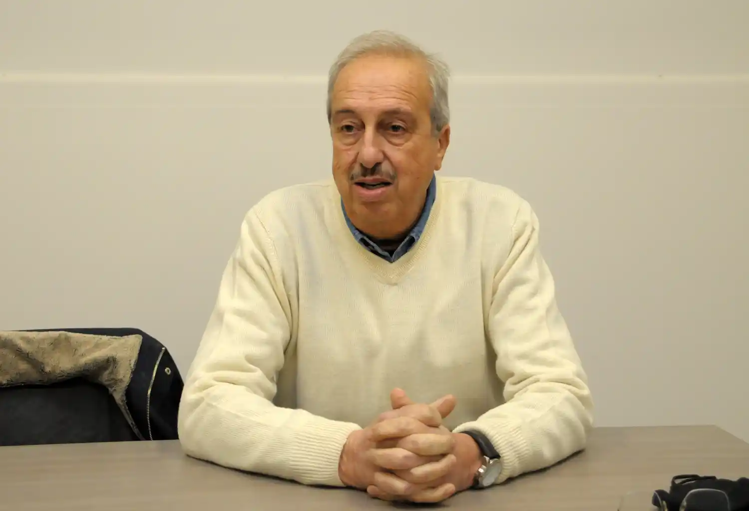 Mario Civalleri defendió el debate y la búsqueda de consensos en el Concejo y apuesta por renovar su banca