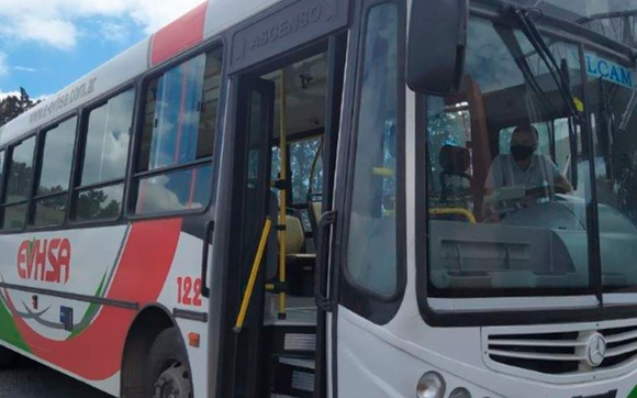 Por falta de subsidios recortan los horarios de colectivos a las localidades