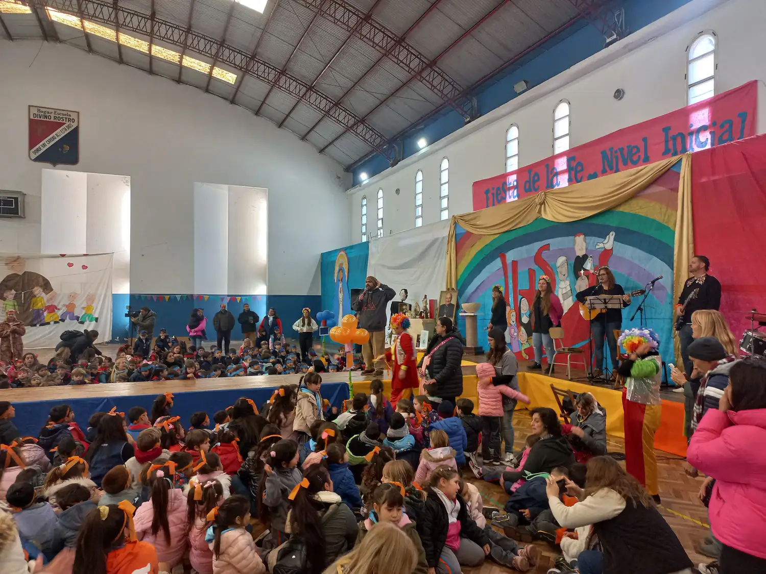 Junta Regional de la diócesis en el colegio Divino Rostro.