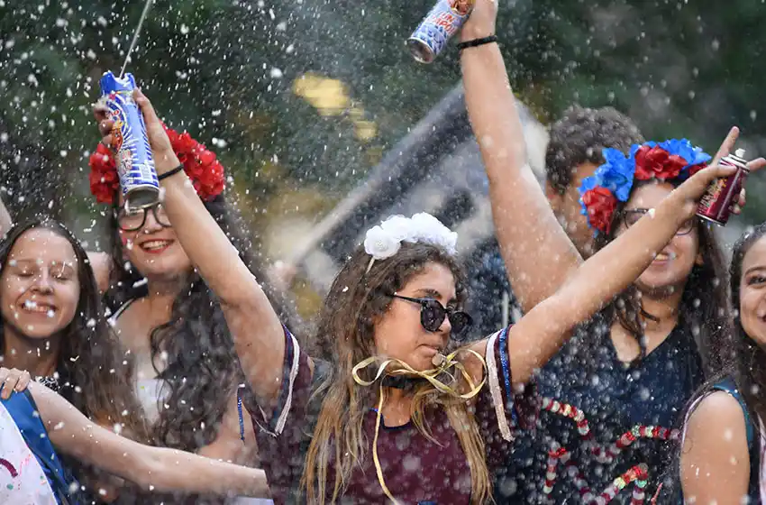 El centro colmado por alumnos del secundario