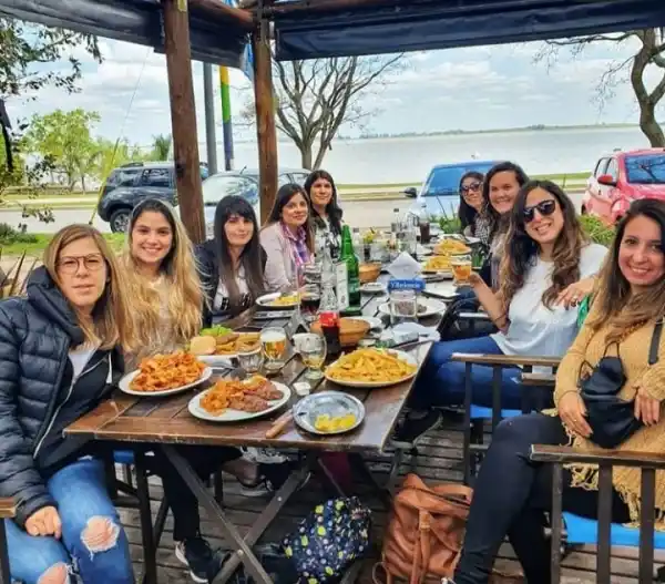 Influencers del programa embajadores de la red de destinos turísticos inteligentes visitaron Chascomús