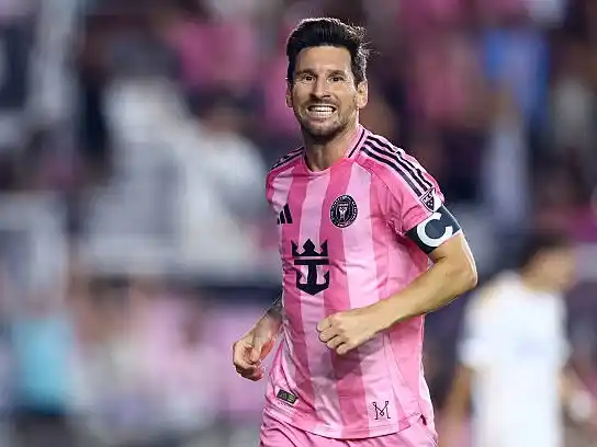 Messi jugó el segundo tiempo y fue decisivo.