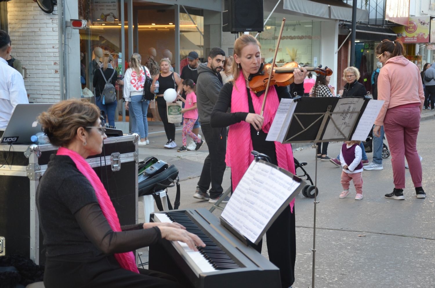 paseo comercial - 1