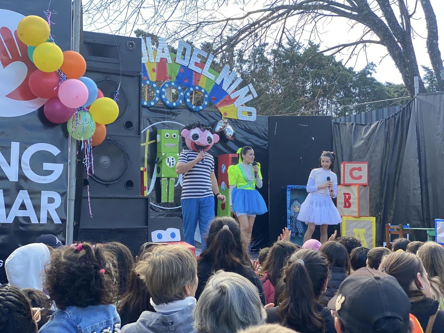 La Iglesia “Vida” y Ong "Amar" celebraron el "Día del Niño"