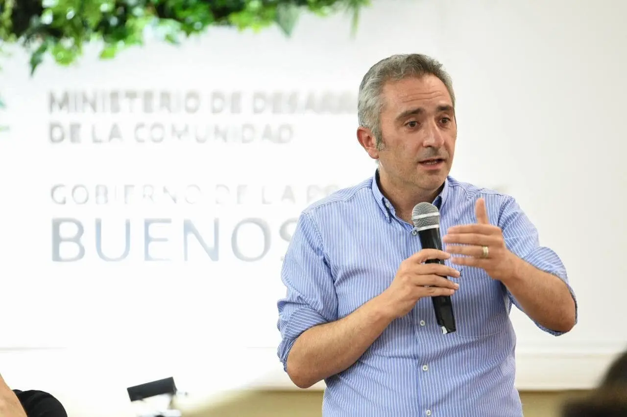 Larroque criticó a La Cámpora