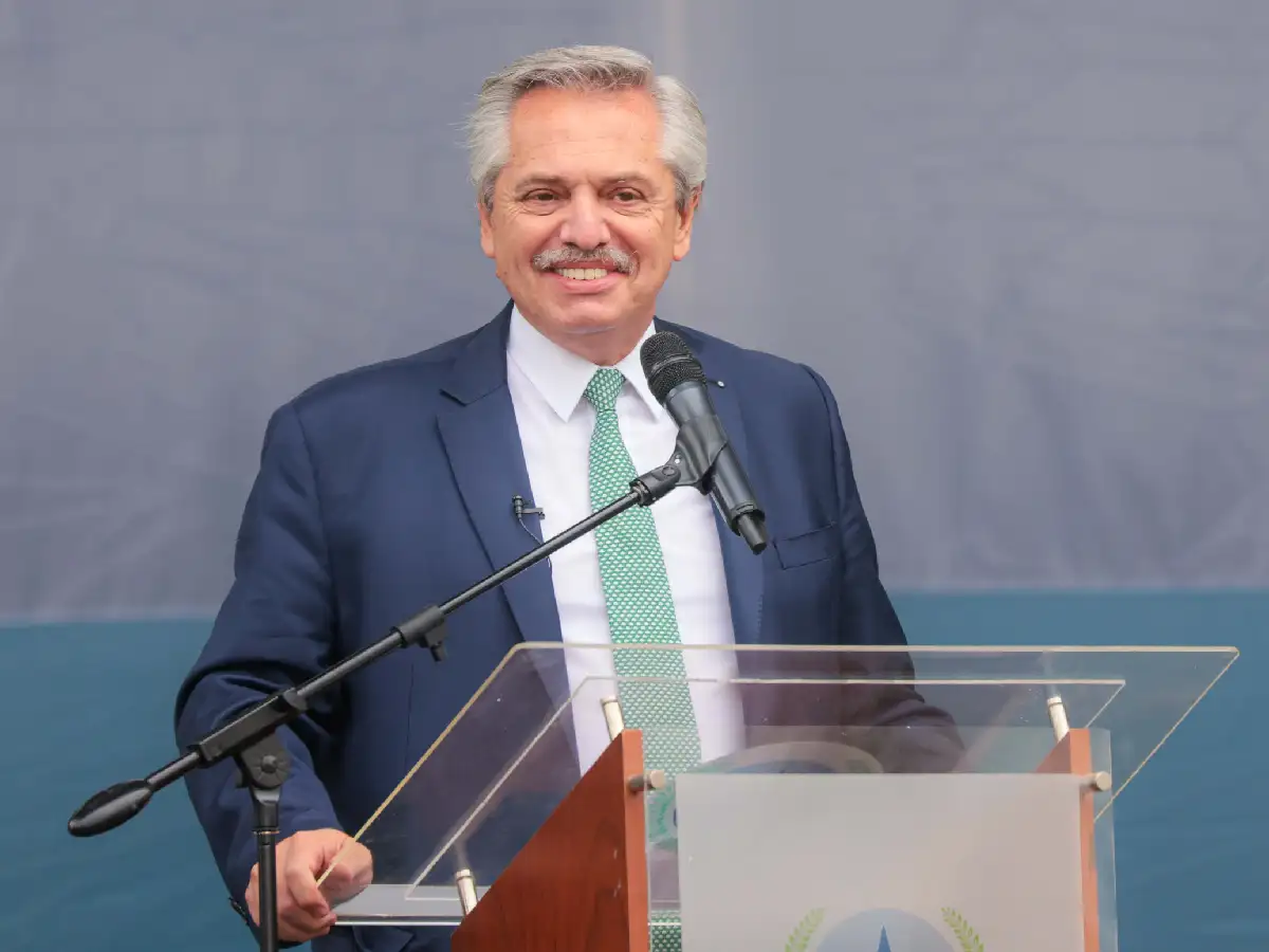 Fernández: "Nos acusan de libertinos los mismos que nos acusaban de encerradores"