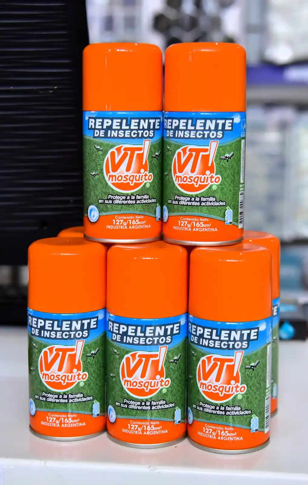 Pinturería Ariel repelente