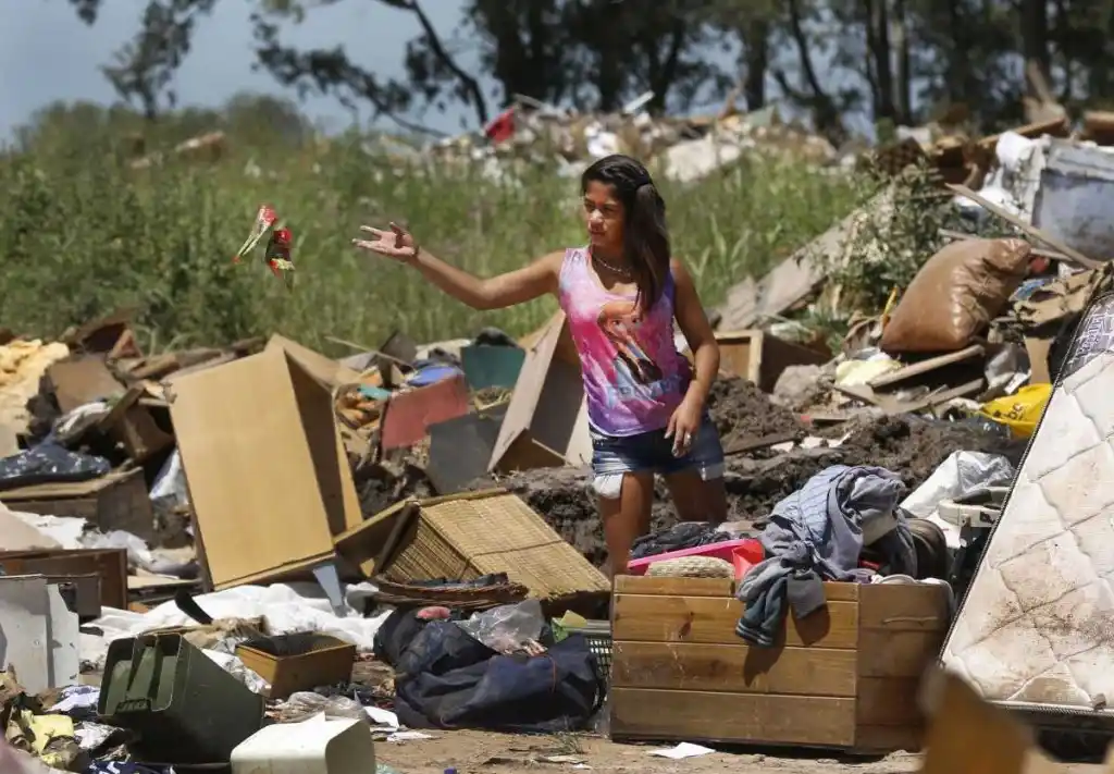La pobreza afectaba a 18 millones de argentinos en la última medición del INDEC.