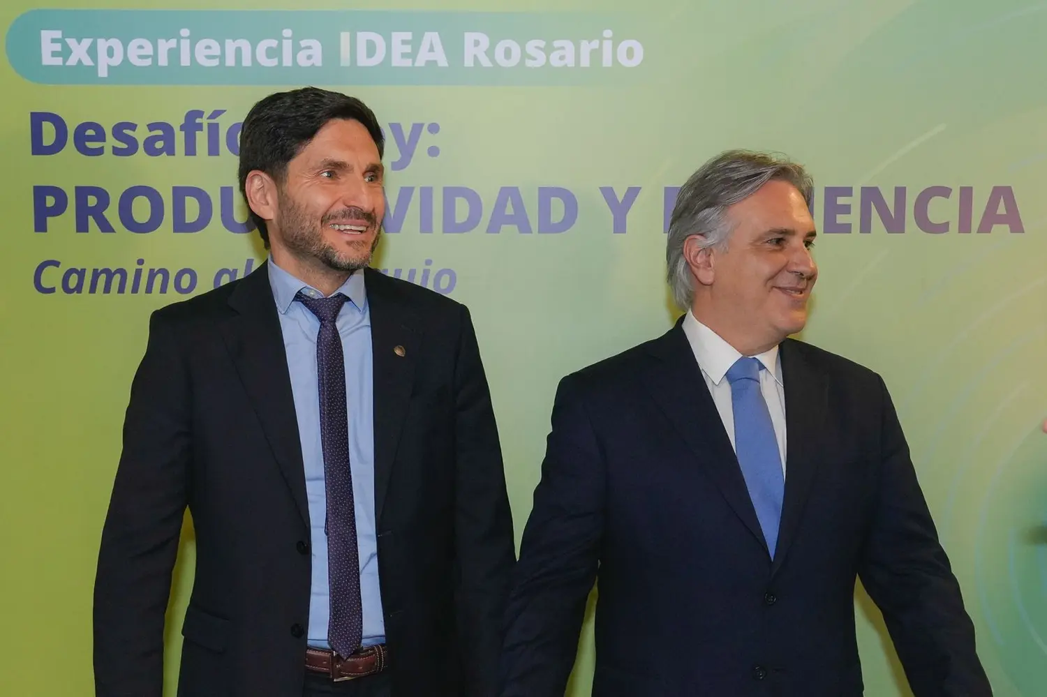 Pullaro y Llaryora expusieron en la Bolsa de Comercio de Rosario