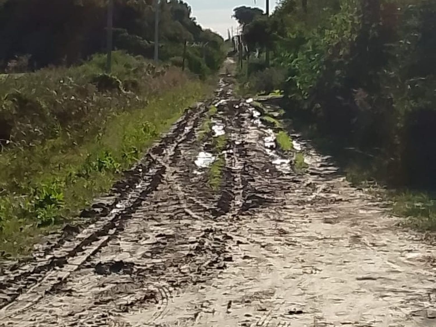 Así están las calles en La Tosquera