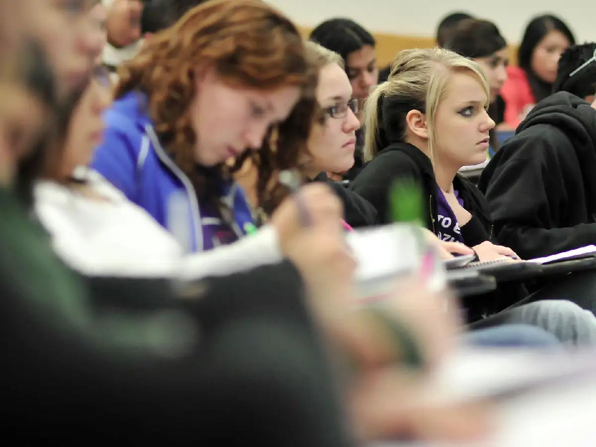 Siete de cada 10 estudiantes de la  UTN recibieron una beca en 2016