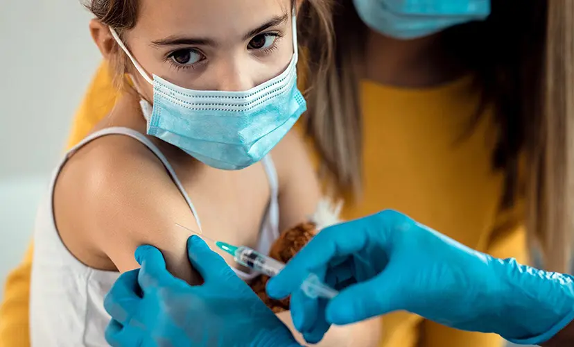 Ya se vacunó a casi 7.000 niños de 3 a 12 años